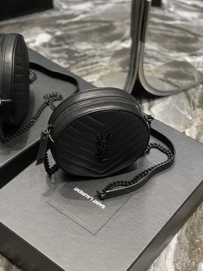 Handbags SAINT LAURENT 610436 size 17x17x5.5 cm