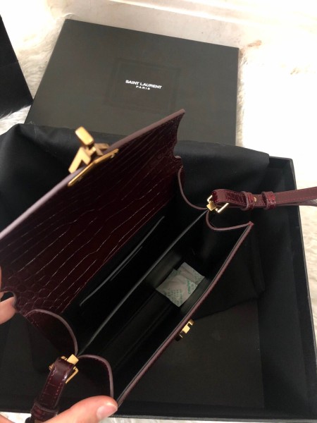 Handbags  SAINT LAURENT 602716 size 20x16x7.5 cm