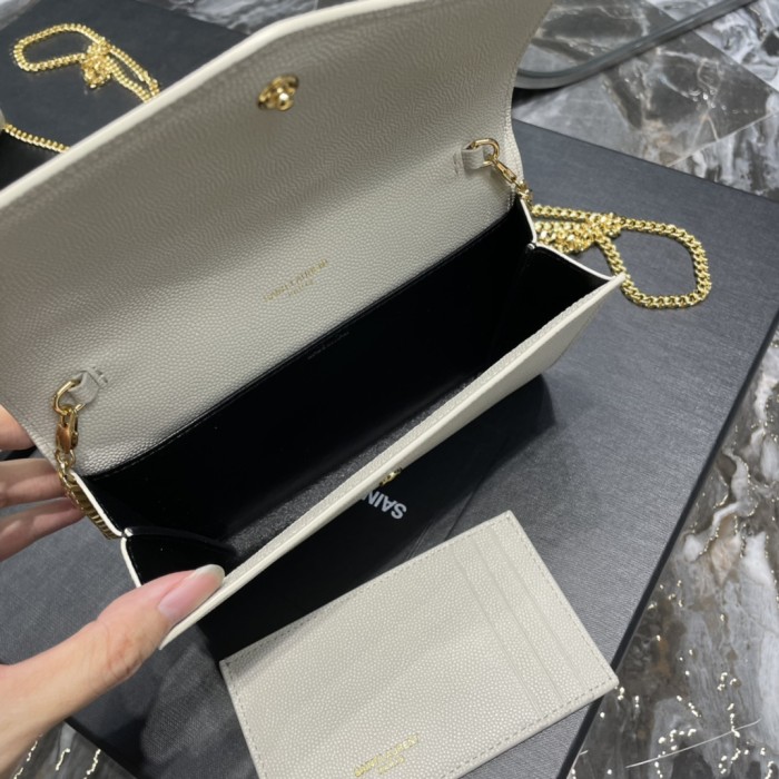 Handbags SAINT LAURENT 607788 size 19x12x4 cm