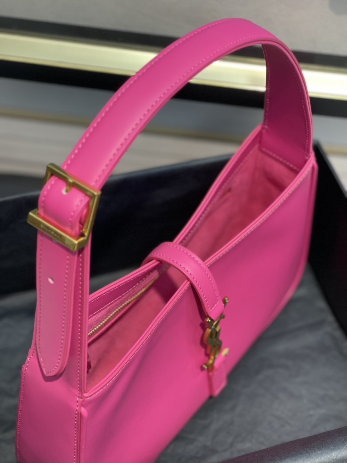 Handbags  SAINT LAURENT 657228 size 24.5x16x6 cm