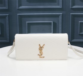 Handbags SAINT LAURENT 676628 size 26x4.5x13 cm