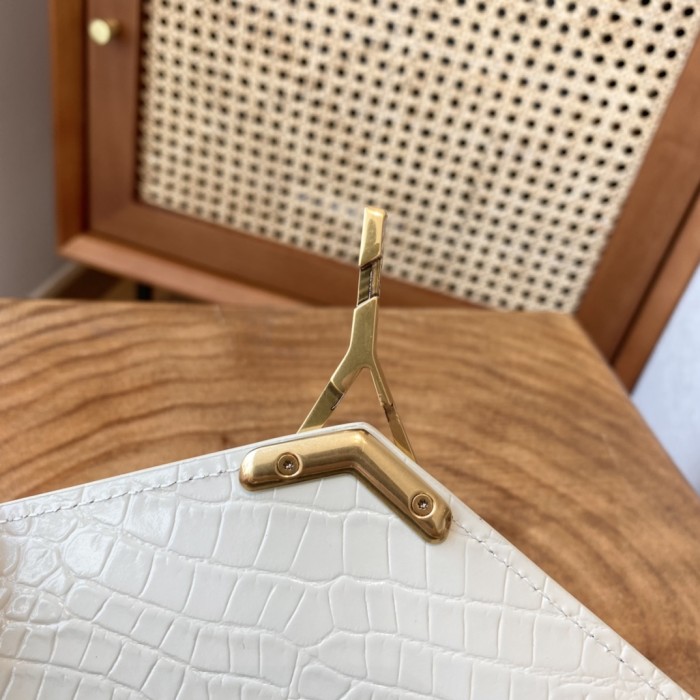 Handbags  SAINT LAURENT 602716 size 20x16x7.5 cm