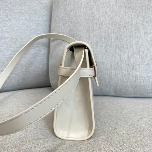 Handbags  SAINT LAURENT 579270 size 24x18x6 cm