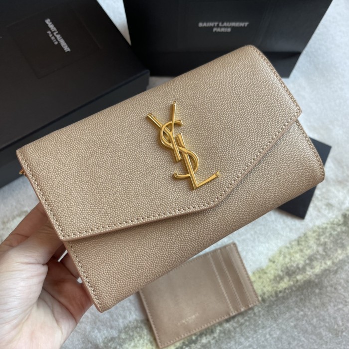 Handbags SAINT LAURENT 607788 size 19x12x4 cm