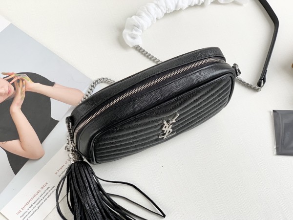 SAINT LAURENT LOU Cow Leather Camera Bag, Crossbody Bag, Shoulder Bag Women's Black 748849-DV702-1000 size 19*5*10.5 cm