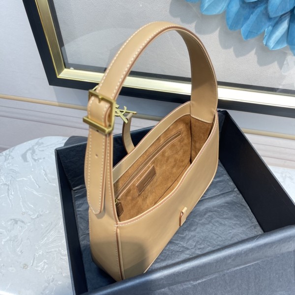 Handbags  SAINT LAURENT 657228 size 24.5x16x6 cm