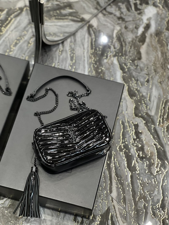 SAINT LAURENT Shoulder Bags 6125790UFU81000 size 19*5*11.5 cm