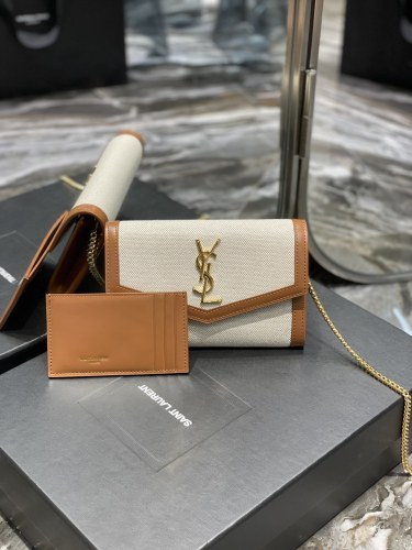 Handbags SAINT LAURENT 607788 size 19x12x4 cm