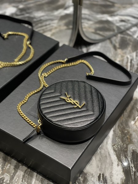 Handbags SAINT LAURENT 610436 size 17x17x5.5 cm