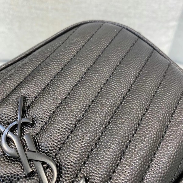 SAINT LAURENT LOU Quilting Leather Chain Bag Crossbody Bag Camera Bag Shoulder Bag Women's Black 6125791GF081000 size 19*5*11 cm