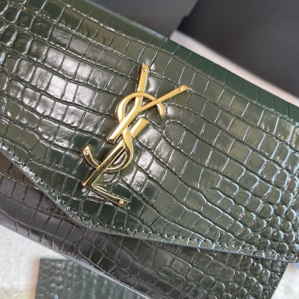 Handbags SAINT LAURENT 607788 size 19x12x4 cm