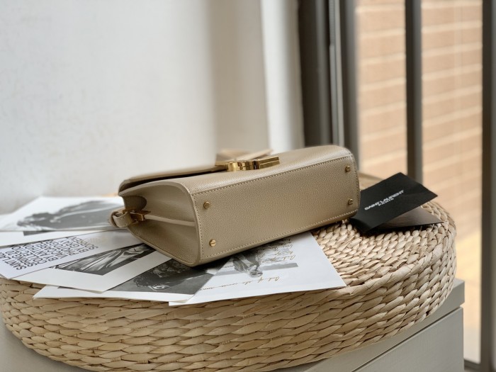 Handbags  SAINT LAURENT 602716 size 20x16x7.5 cm