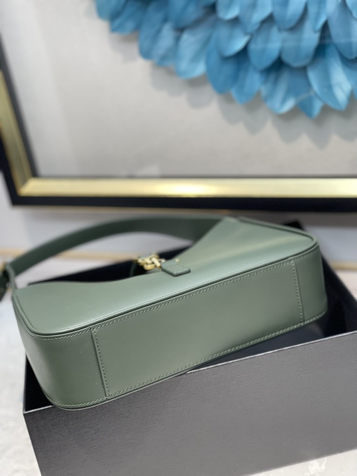 Handbags  SAINT LAURENT 657228 size 24.5x16x6 cm