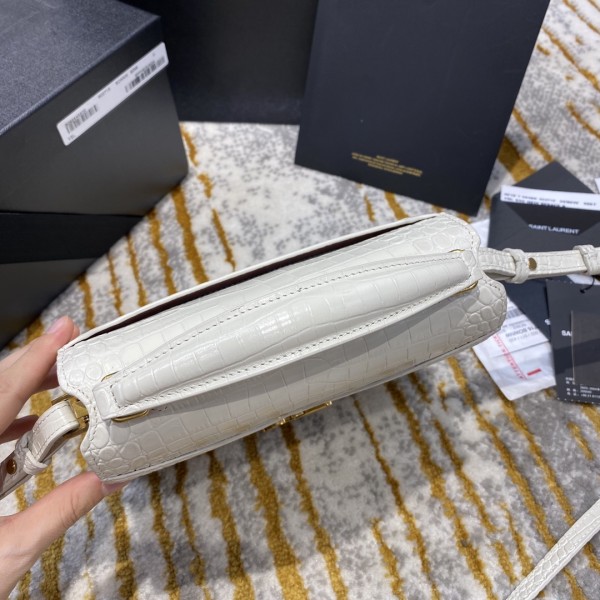 Handbags  SAINT LAURENT 602716 size 20x16x7.5 cm