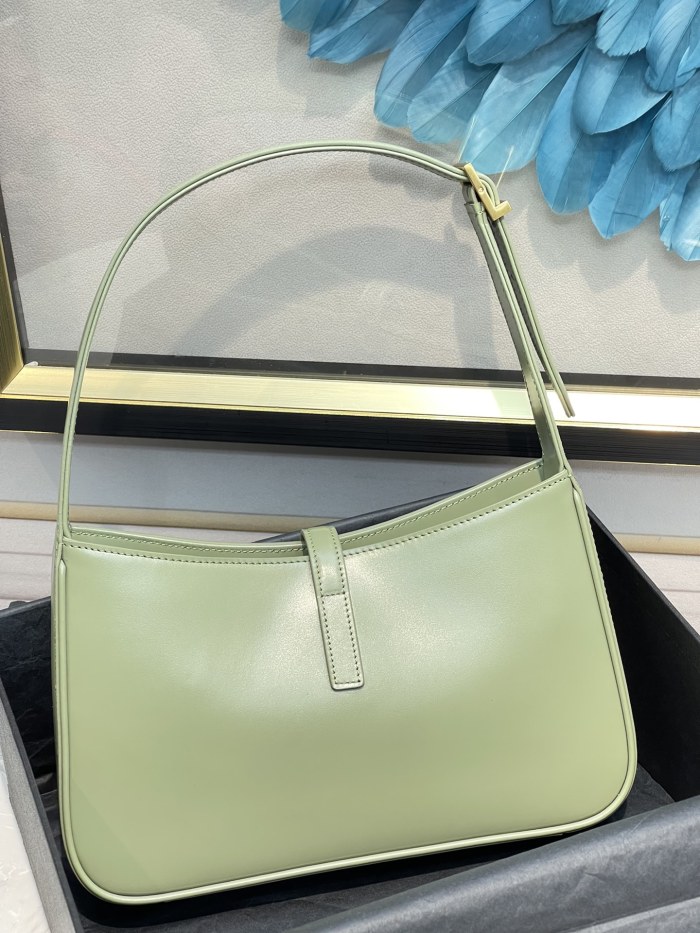 Handbags  SAINT LAURENT 657228 size 24.5x16x6 cm