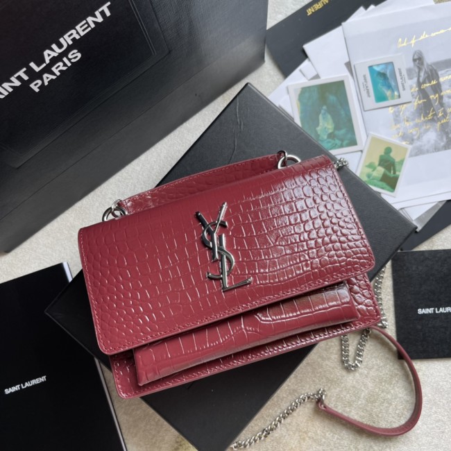 Handbags  SAINT LAURENT 533026 size 19x14x5.5 cm