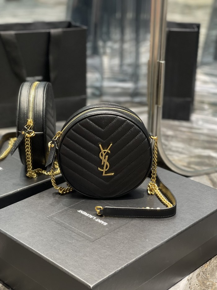 Handbags SAINT LAURENT 610436 size 17x17x5.5 cm