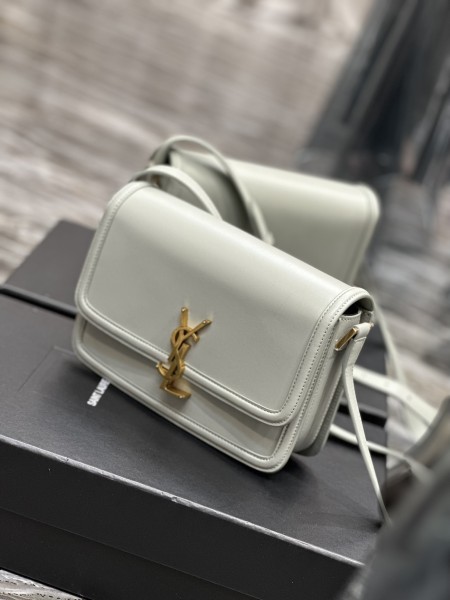 Handbags SAINT LAURENT 634305 size 23x16x6 cm