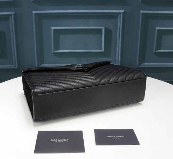 Handbags SAINT LAURENT 26588 size 30x20X6 cm