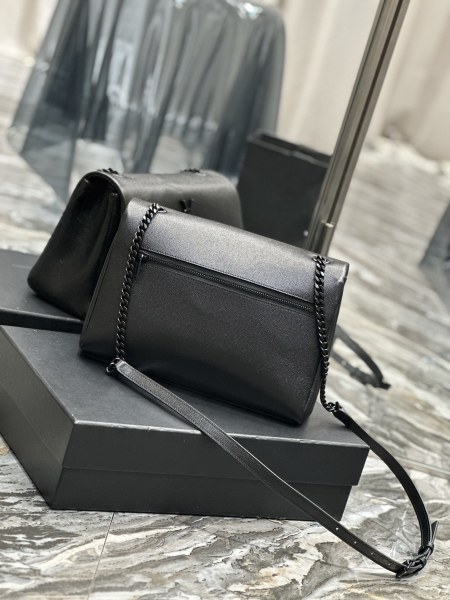 Handbags SAINT LAURENT 738819 size 28×18×11 cm