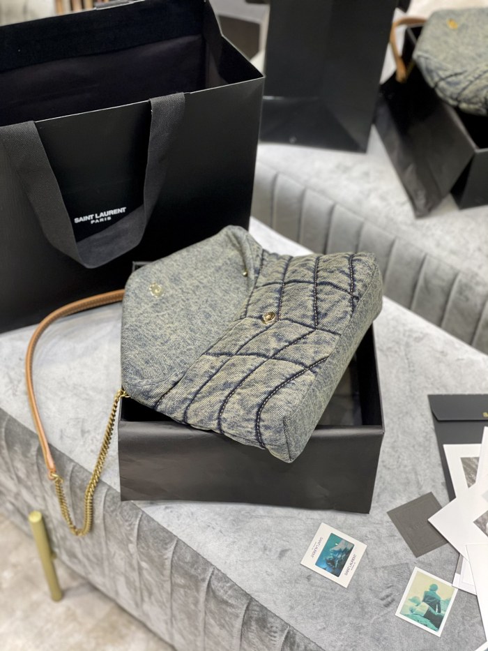 Handbags SAINT LAURENT 610436 size 23×15.8×5.8 cm