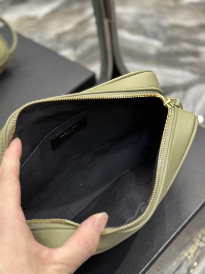 Handbags SAINT LAURENT 520534 size 23x16x6 cm