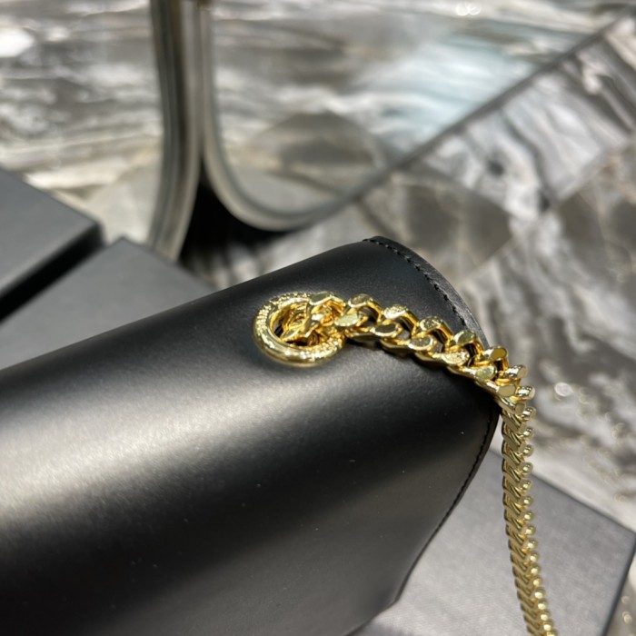 Handbags SAINT LAURENT 364021 size 24x14.5x5 cm