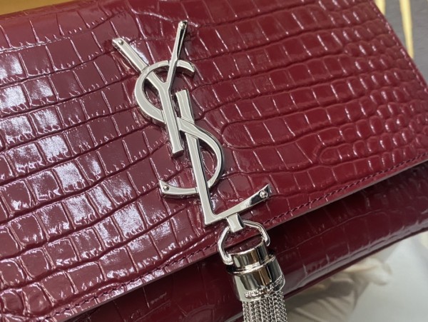 Handbags SAINT LAURENT 474366 size 20x13.5x5.5 cm