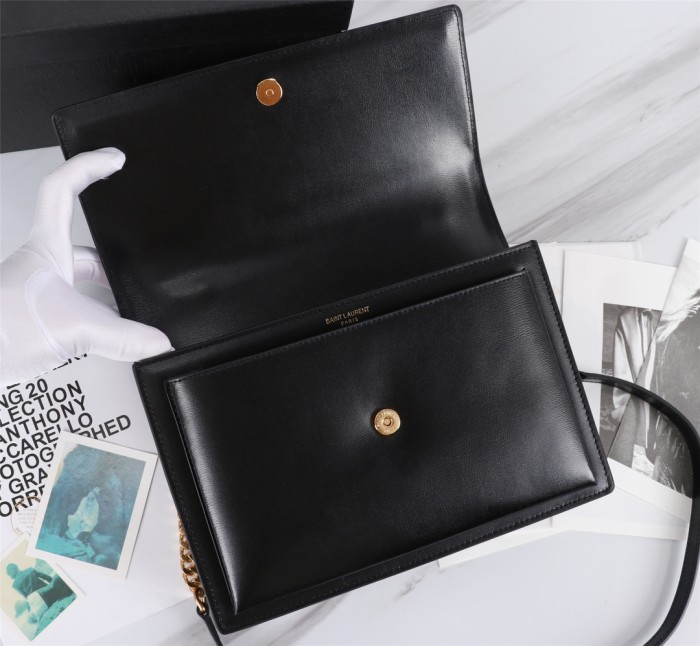 Handbags SAINT LAURENT 634723 size 25x18x5 cm