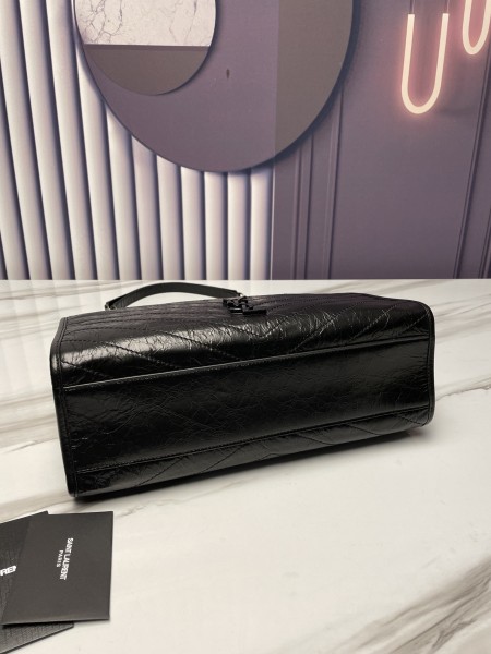 Handbags SAINT LAURENT 577999 size 33x27x11.5 cm