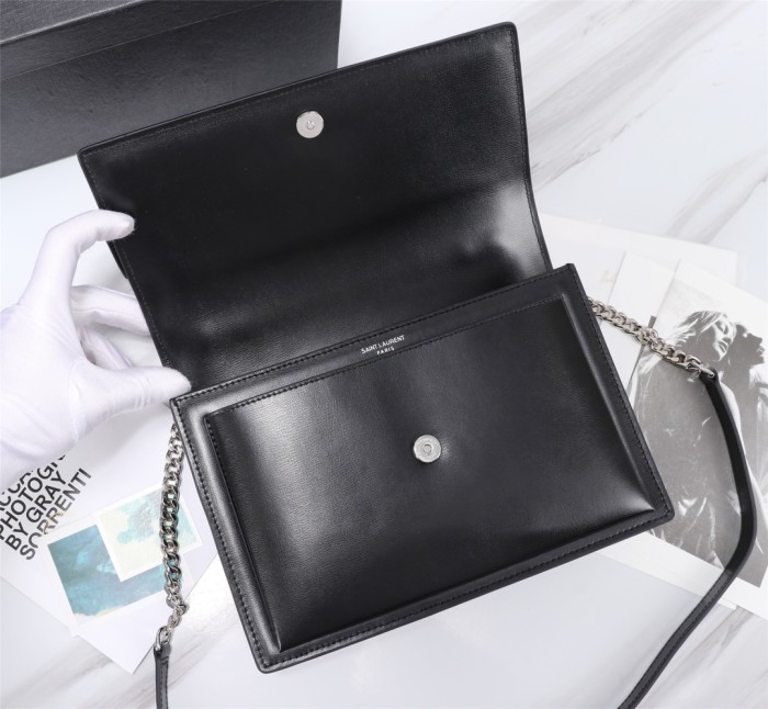 Handbags SAINT LAURENT 634723 size 25x18x5 cm