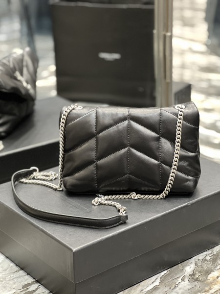 Handbags SAINT LAURENT 620333 size 23×15.5×8.5 cm