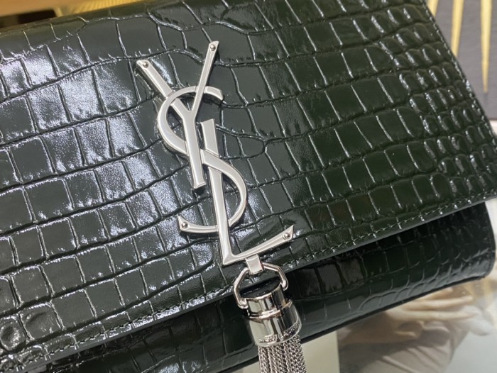 Handbags SAINT LAURENT 474366 size 20x13.5x5.5 cm