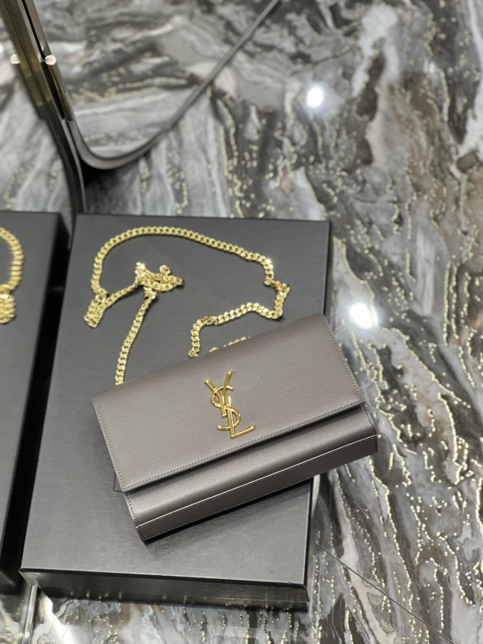 Handbags SAINT LAURENT 364021 size 24x14.5x5 cm