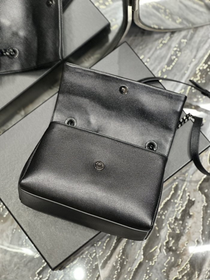 Handbags SAINT LAURENT 738820 size 24×15×10 cm