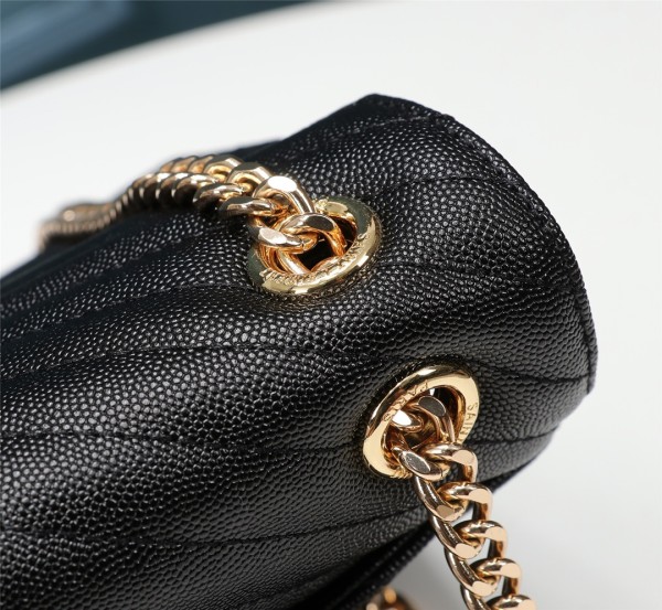 Handbags SAINT LAURENT 26588 size 30x20X6 cm