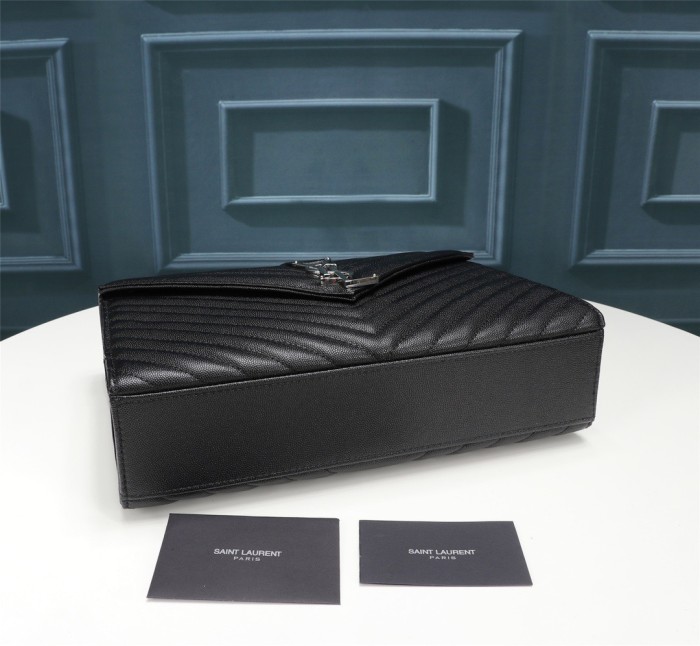 Handbags SAINT LAURENT 26588 size 30x20X6 cm