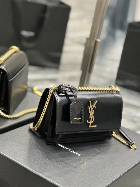 Handbags SAINT LAURENT 441972 size 19×13×8 cm 