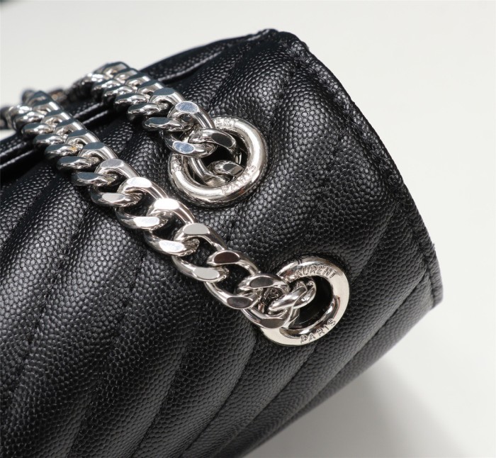 Handbags SAINT LAURENT 26588 size 30x20X6 cm