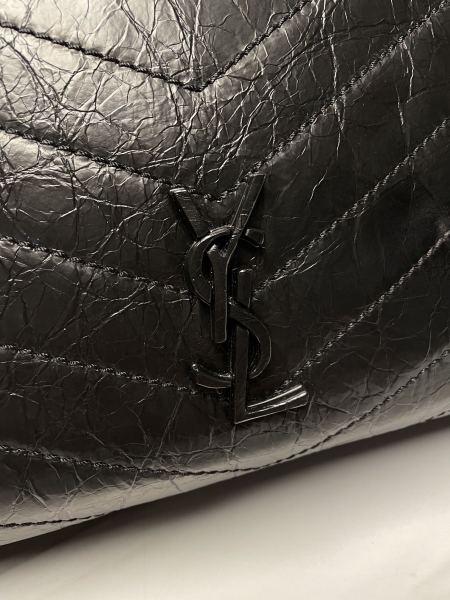 Handbags SAINT LAURENT 577999 size 33x27x11.5 cm