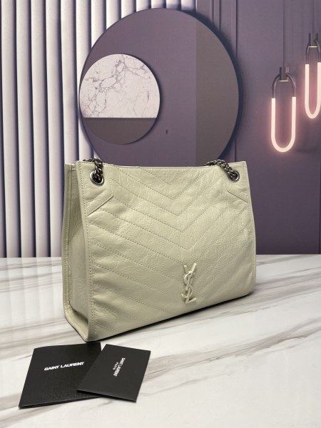 Handbags SAINT LAURENT 577999 size 33x27x11.5 cm