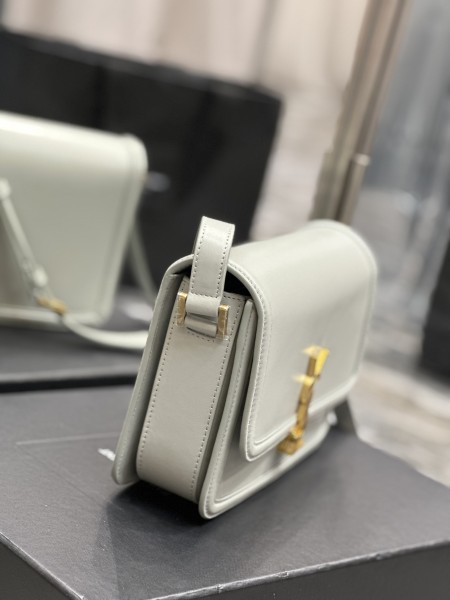 Handbags SAINT LAURENT 634305 size 23x16x6 cm