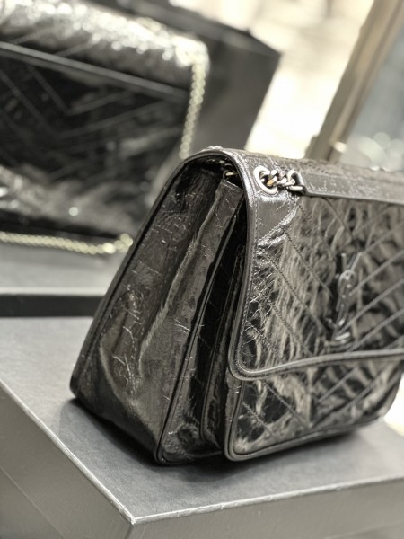 Handbags SAINT LAURENT 498830 size 32x23x9 CM 