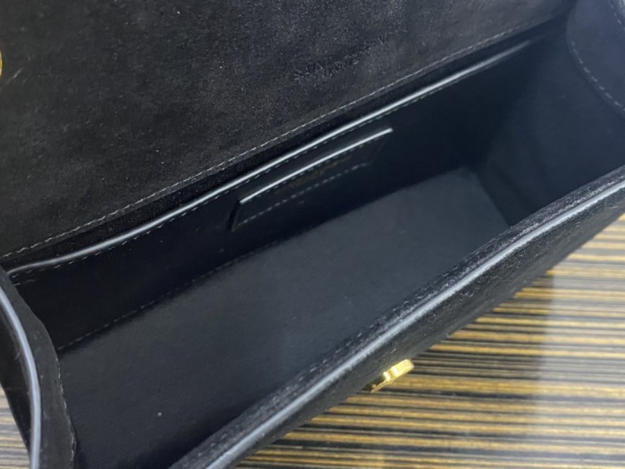 Handbags SAINT LAURENT 474366 size 20x15x7 cm