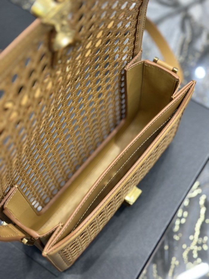 Handbags SAINT LAURENT 634305 size 23x16x6 cm