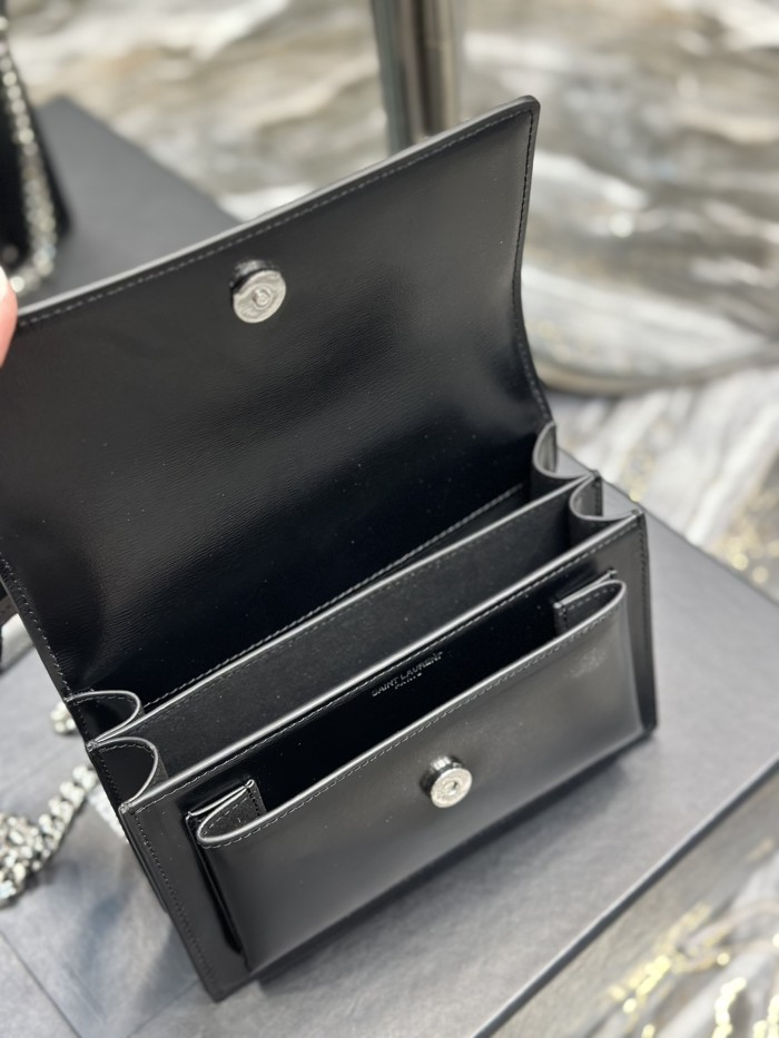 Handbags SAINT LAURENT 441972 size 19×13×8 cm 