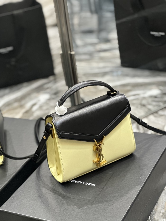 Handbags SAINT LAURENT 602716 size 20×16×7.5 cm