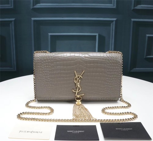 Handbags SAINT LAURENT 26700 size 24*5.5*14.5 cm