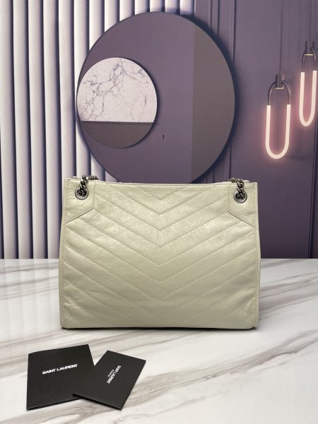 Handbags SAINT LAURENT 577999 size 33x27x11.5 cm