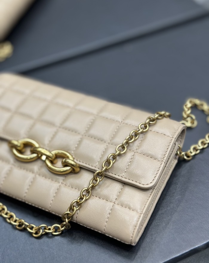 Handbags SAINT LAURENT 738109 size 19×11×4 cm